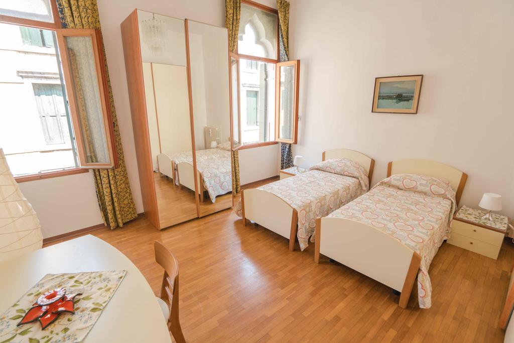 Ca' Simonne Appartement Venetië Buitenkant foto